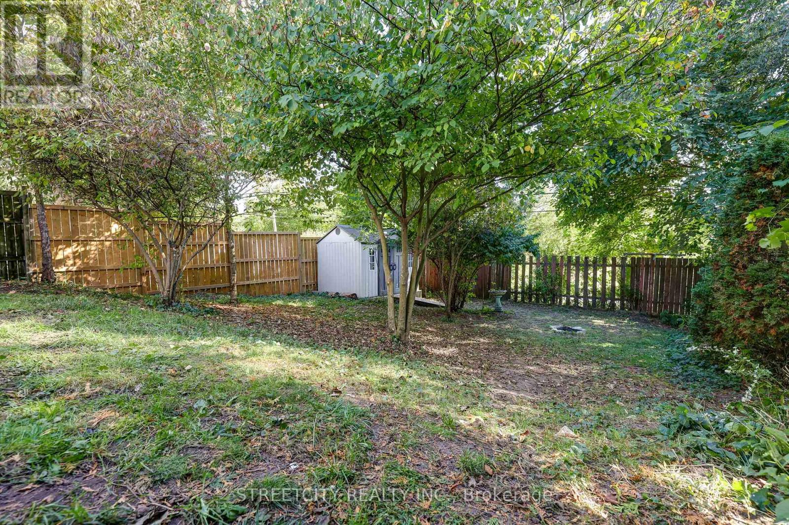 71 Connaught Avenue, London East, Ontario  N5Y 3A5 - Photo 40 - X12441261