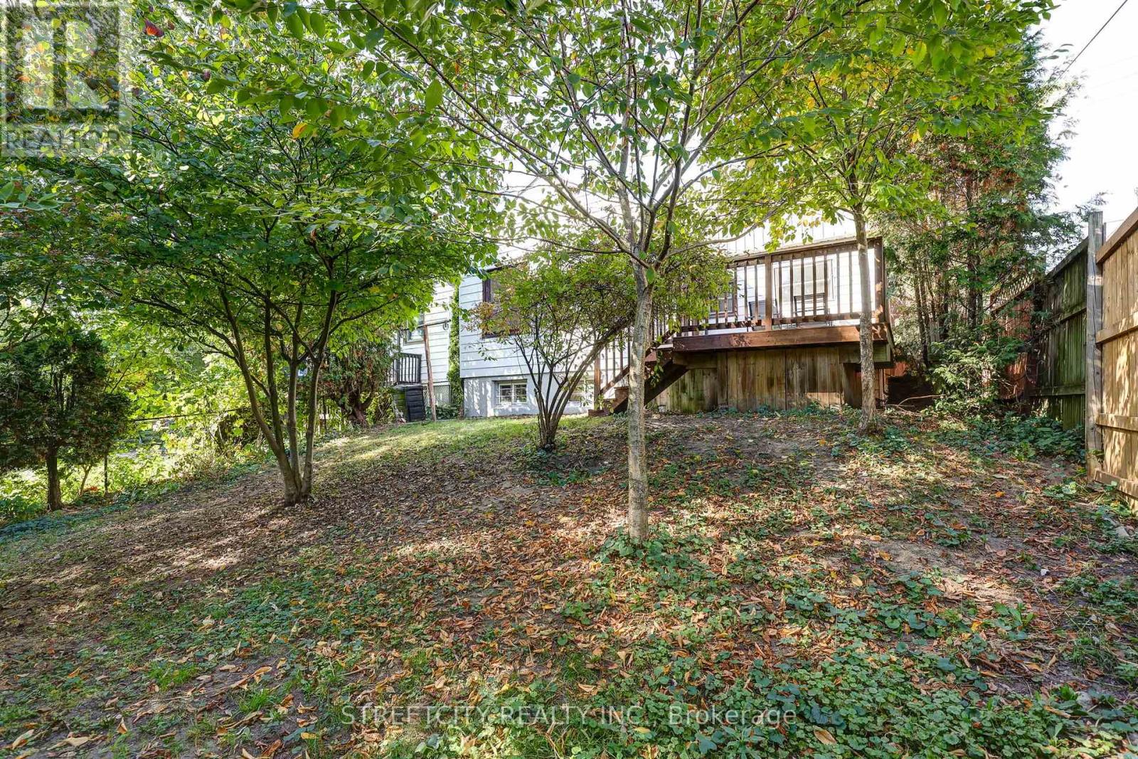 71 Connaught Avenue, London East, Ontario  N5Y 3A5 - Photo 43 - X12441261