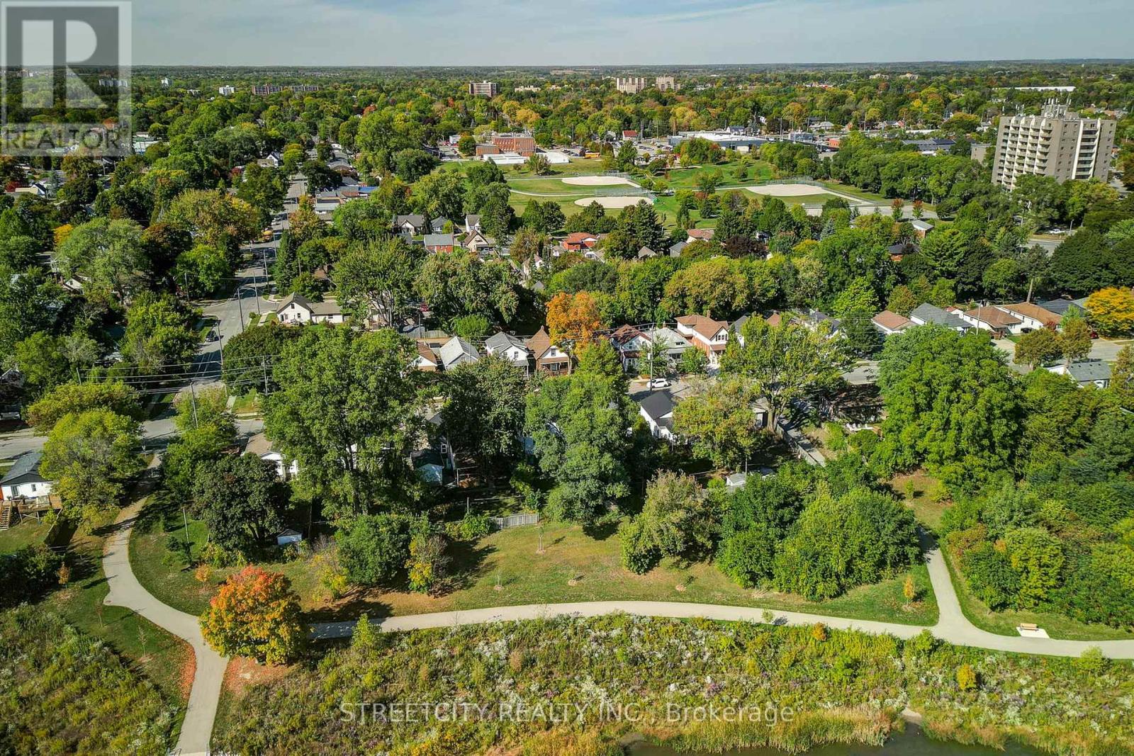 71 Connaught Avenue, London East, Ontario  N5Y 3A5 - Photo 48 - X12441261