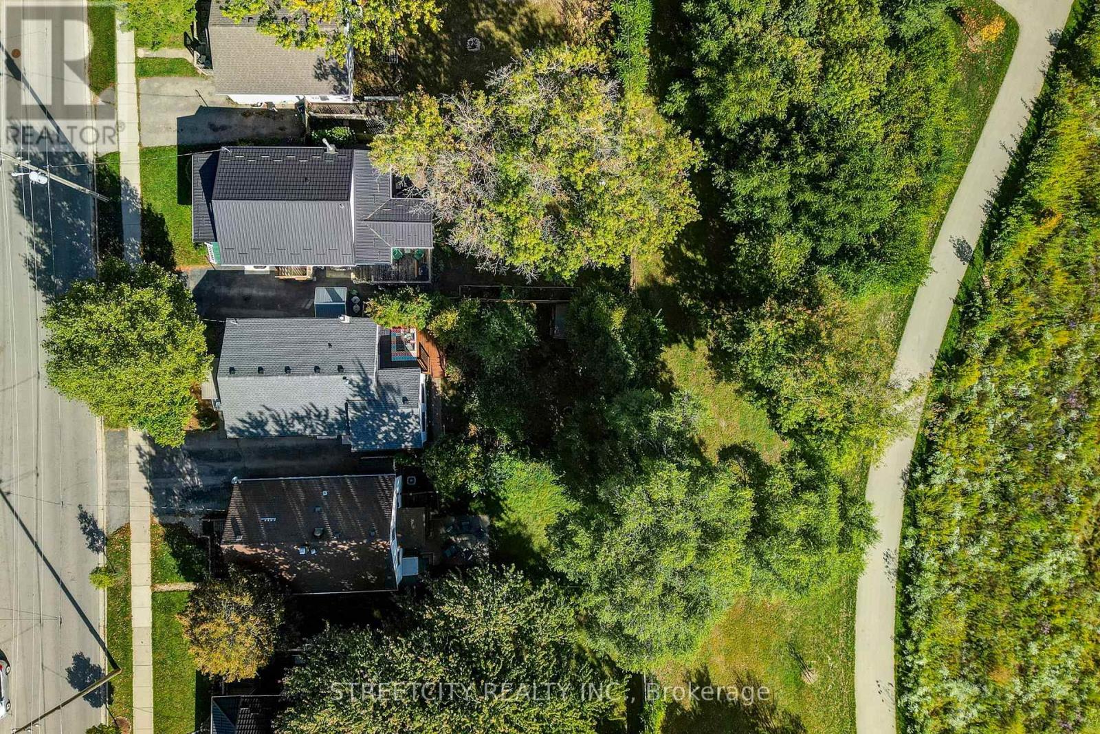 71 Connaught Avenue, London East, Ontario  N5Y 3A5 - Photo 49 - X12441261