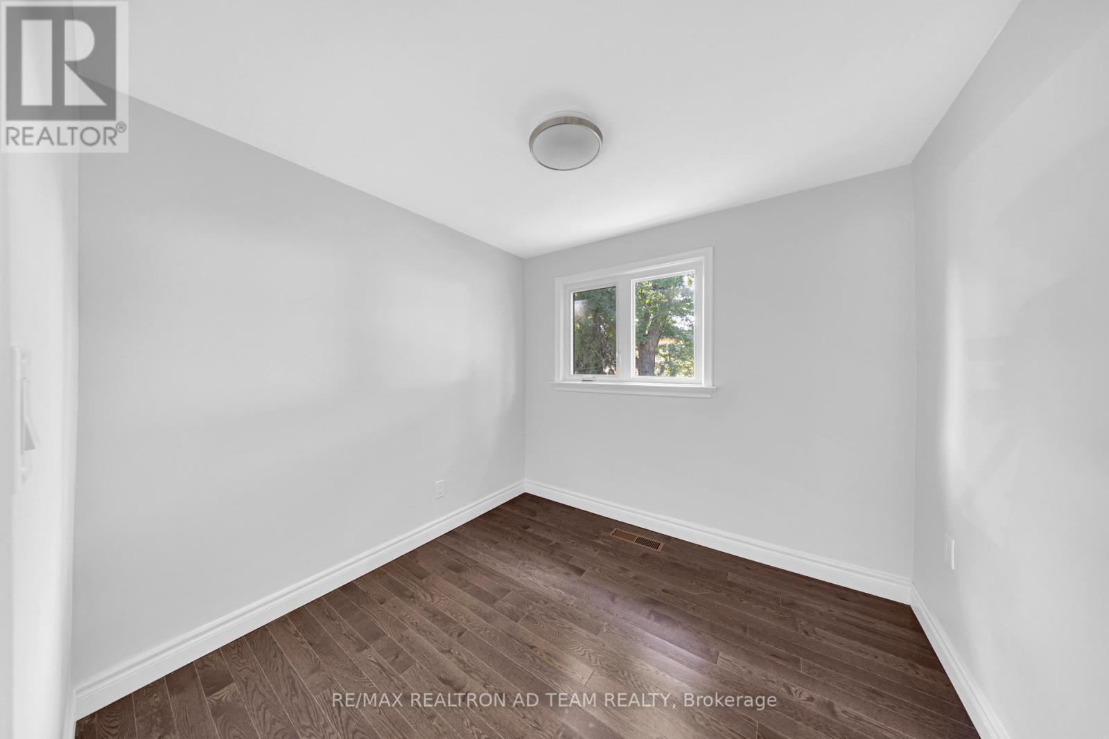 Main - 18 Windridge Drive, Markham, Ontario  L3P 1T8 - Photo 13 - N12440287