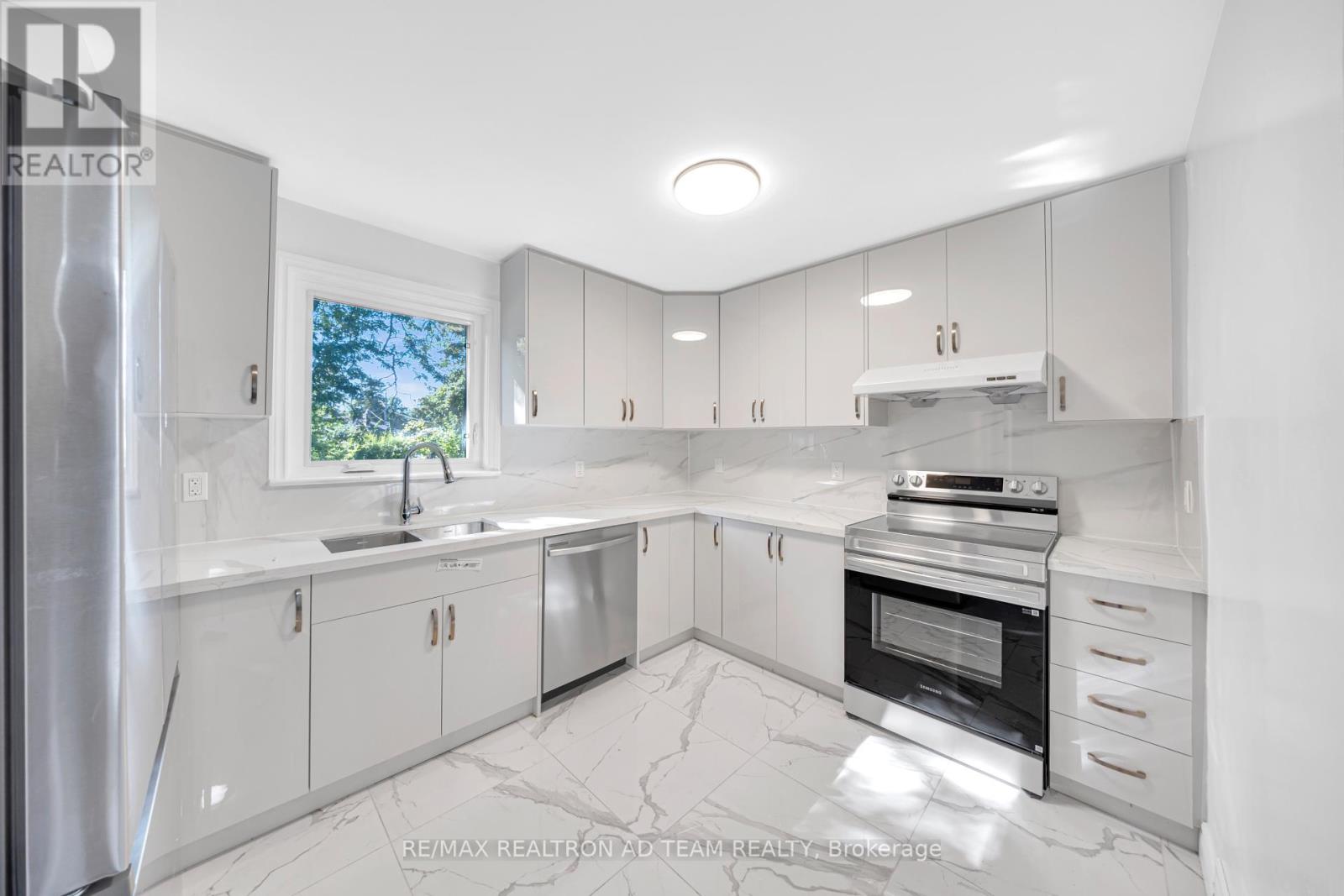 Main - 18 Windridge Drive, Markham, Ontario  L3P 1T8 - Photo 14 - N12440287
