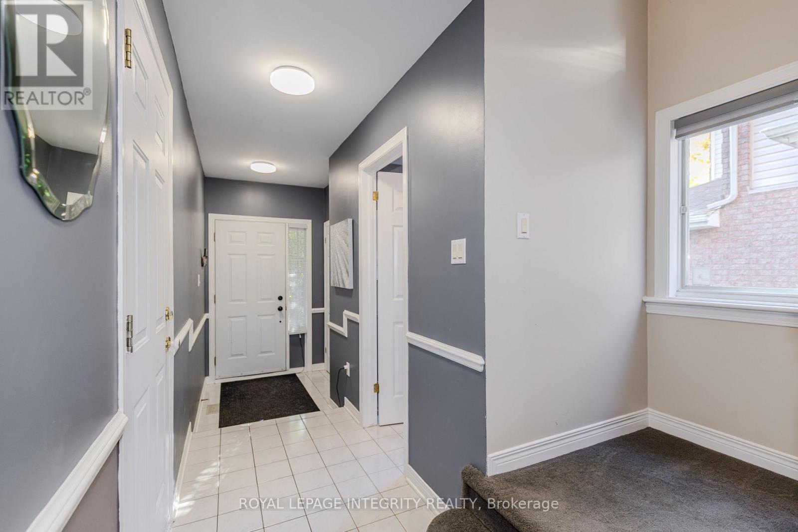 4316 Owl Valley Drive, Ottawa, Ontario  K1V 1L3 - Photo 2 - X12441145