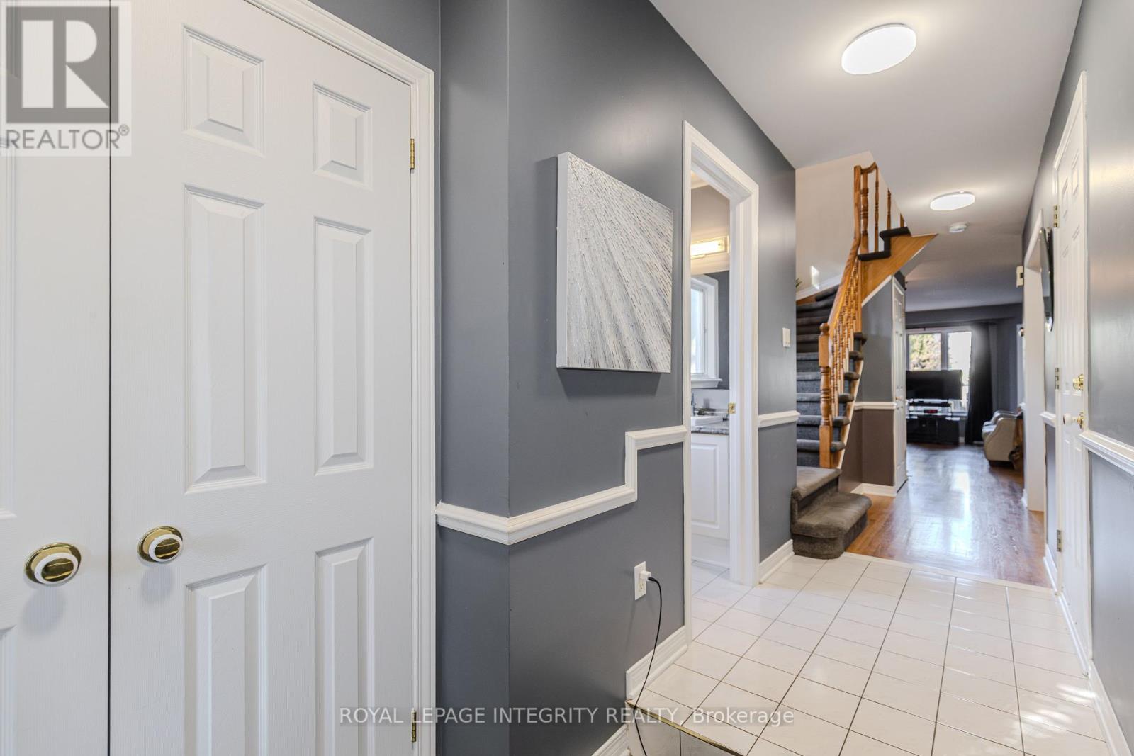4316 Owl Valley Drive, Ottawa, Ontario  K1V 1L3 - Photo 3 - X12441145
