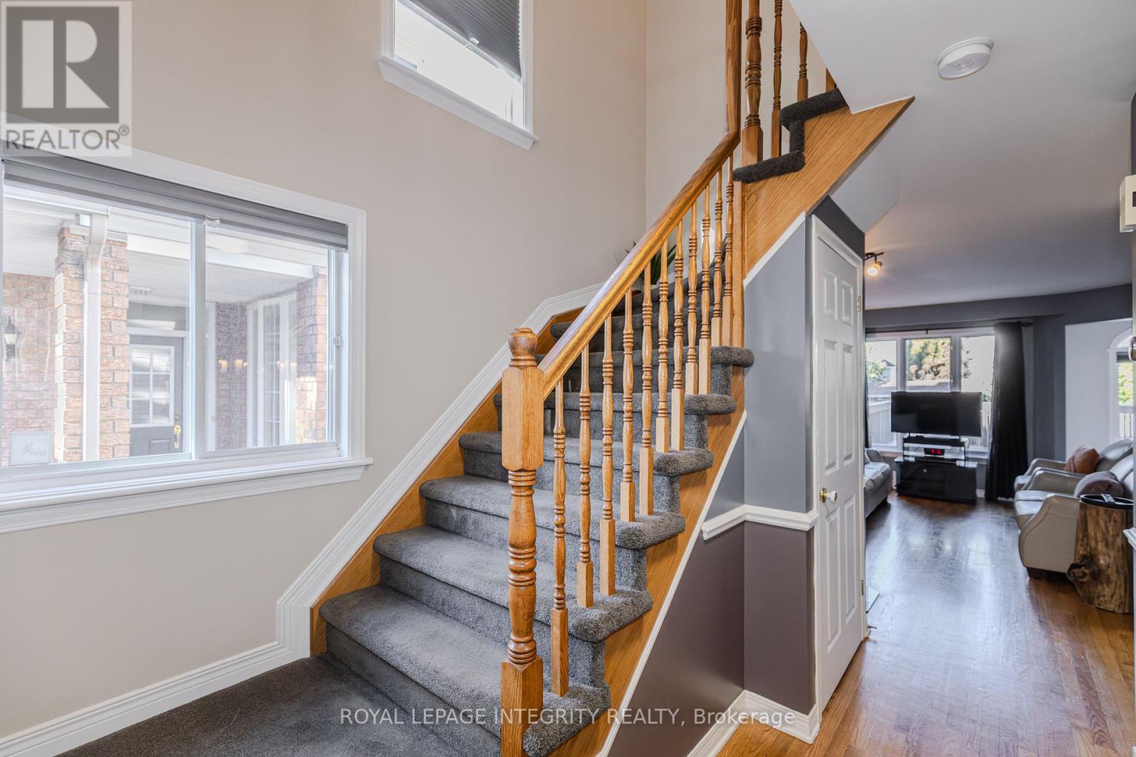 4316 Owl Valley Drive, Ottawa, Ontario  K1V 1L3 - Photo 5 - X12441145
