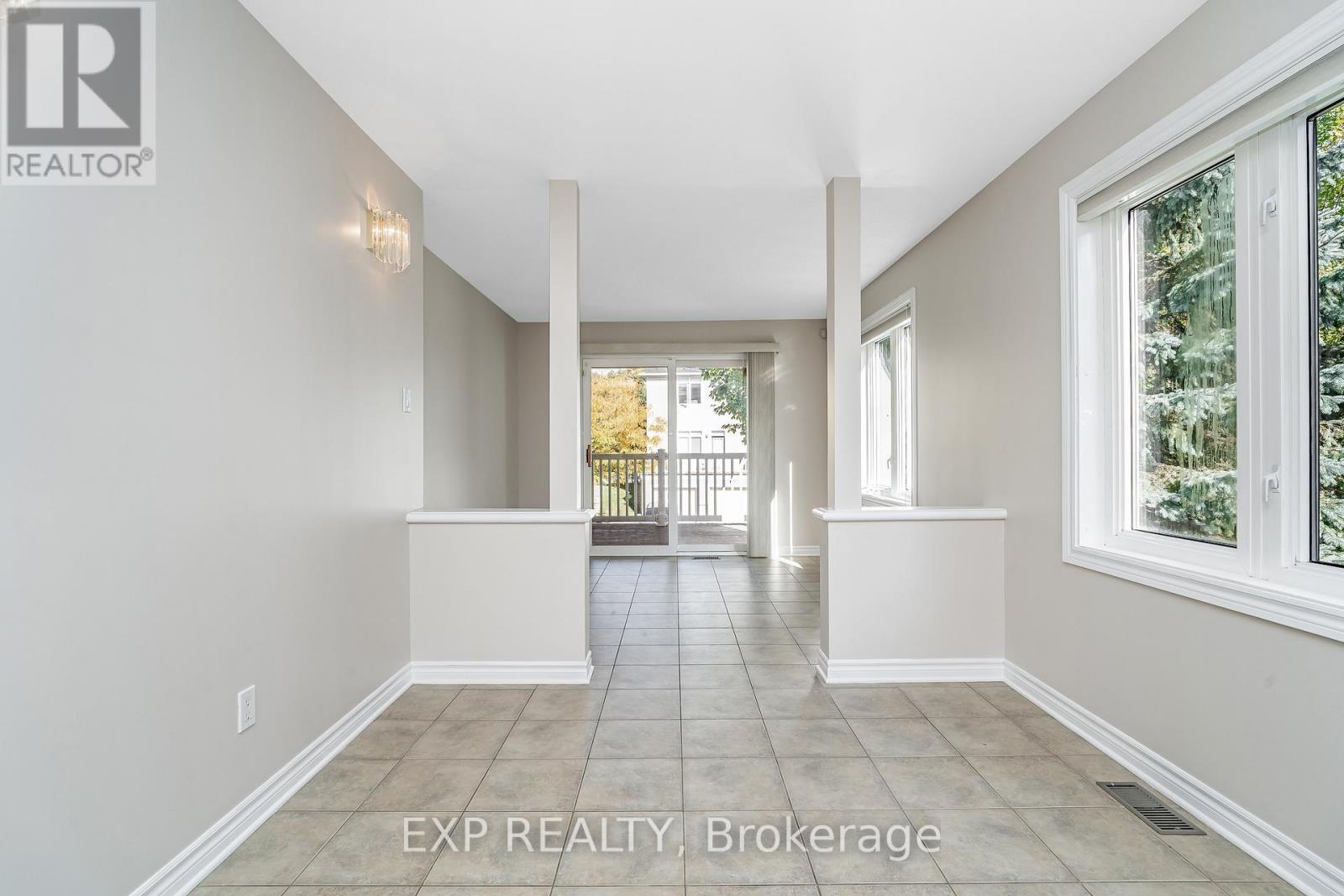 5 - 20 Edenvale Drive, Ottawa, Ontario  K2K 3L4 - Photo 15 - X12441204