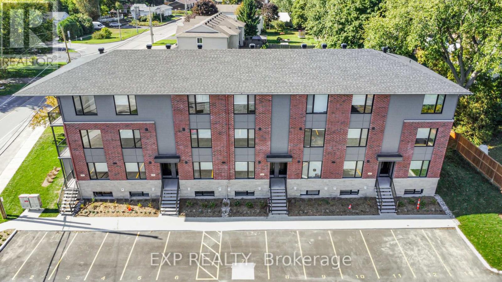 2 - 251 Castor Street, Russell, Ontario  K4R 0M2 - Photo 1 - X12441242