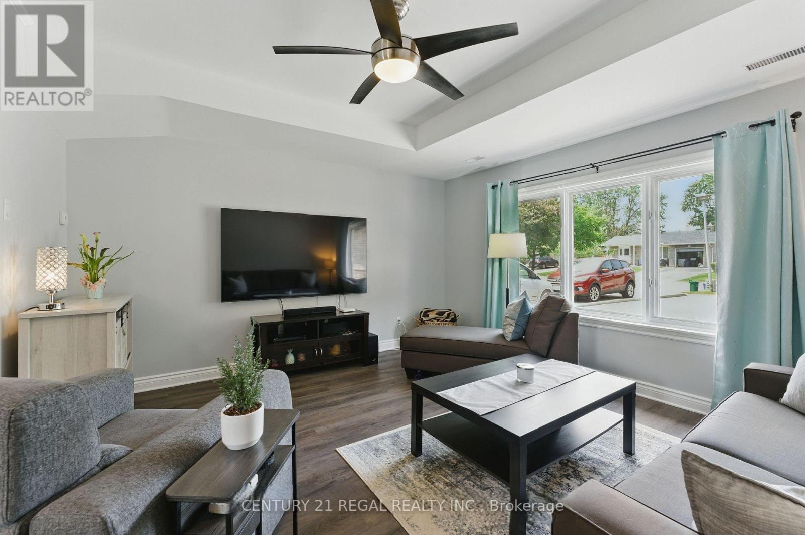 1 - 770 Applewood Crescent, Milton, Ontario  L9T 3C4 - Photo 7 - W12438694