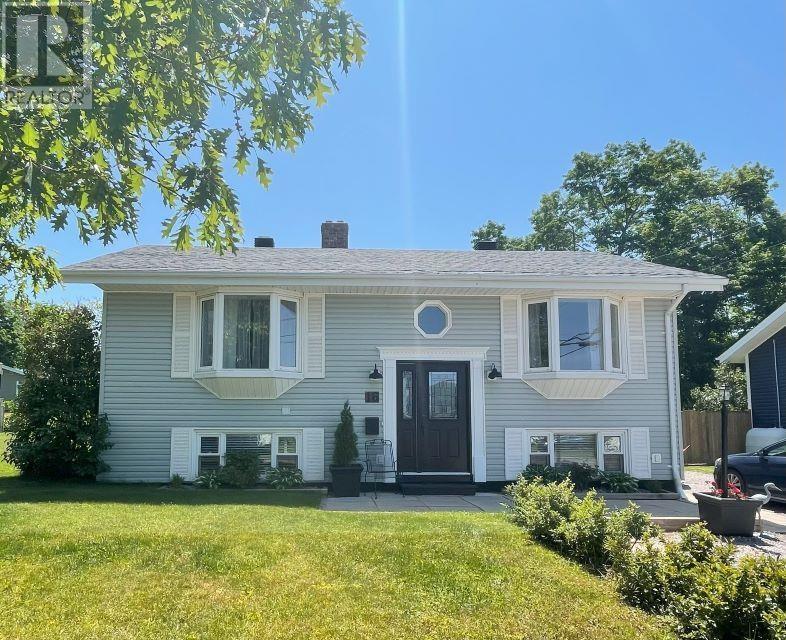 16 Moreau Drive, Charlottetown, Prince Edward Island  C1A 4R4 - Photo 1 - 202524940