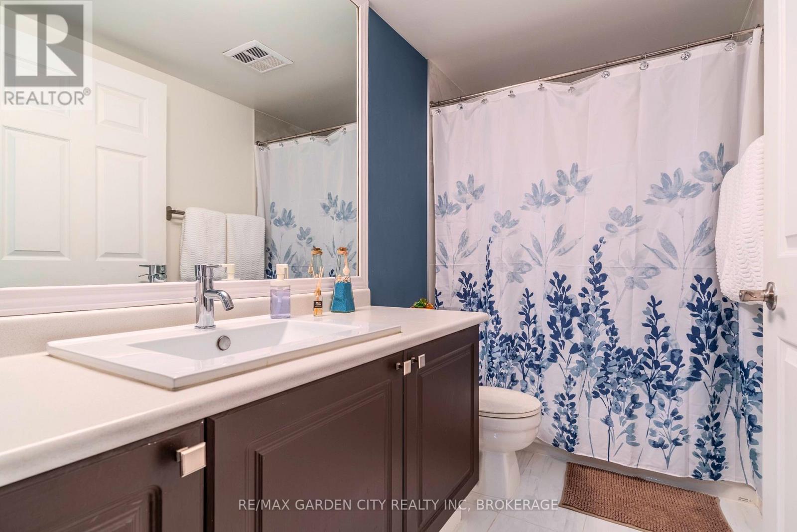 202 - 897 Sheppard Avenue W, Toronto (Clanton Park), Ontario  M3H 2T4 - Photo 10 - C12441277