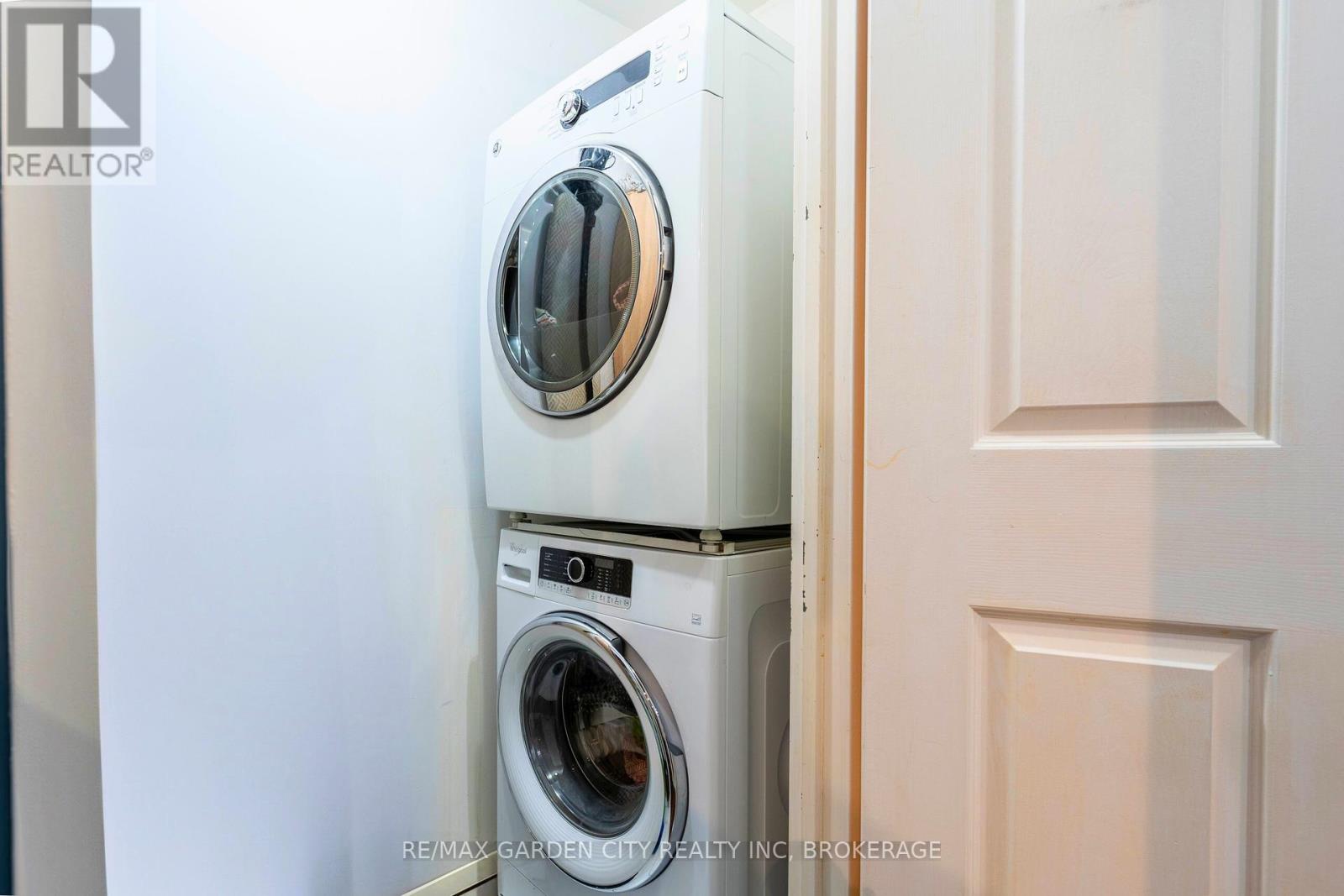 202 - 897 Sheppard Avenue W, Toronto (Clanton Park), Ontario  M3H 2T4 - Photo 9 - C12441277