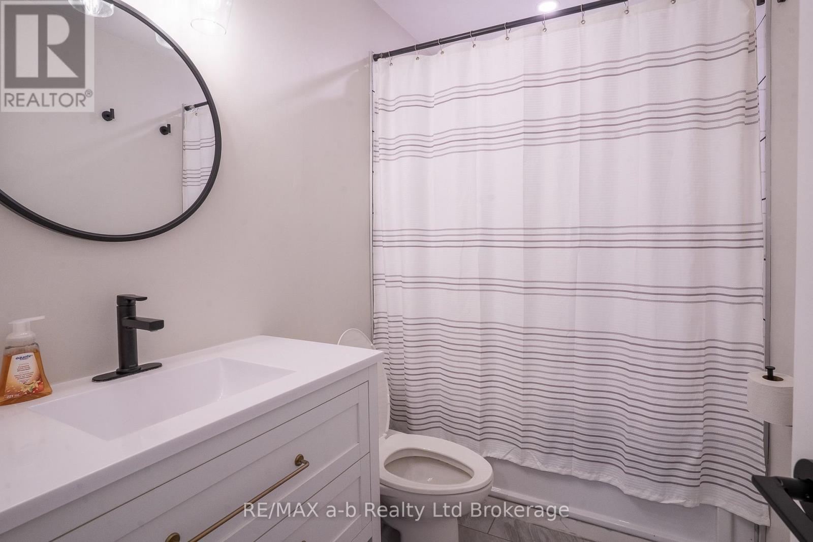 41 Trottier Drive, Tillsonburg, Ontario  N4G 4P7 - Photo 20 - X12441274