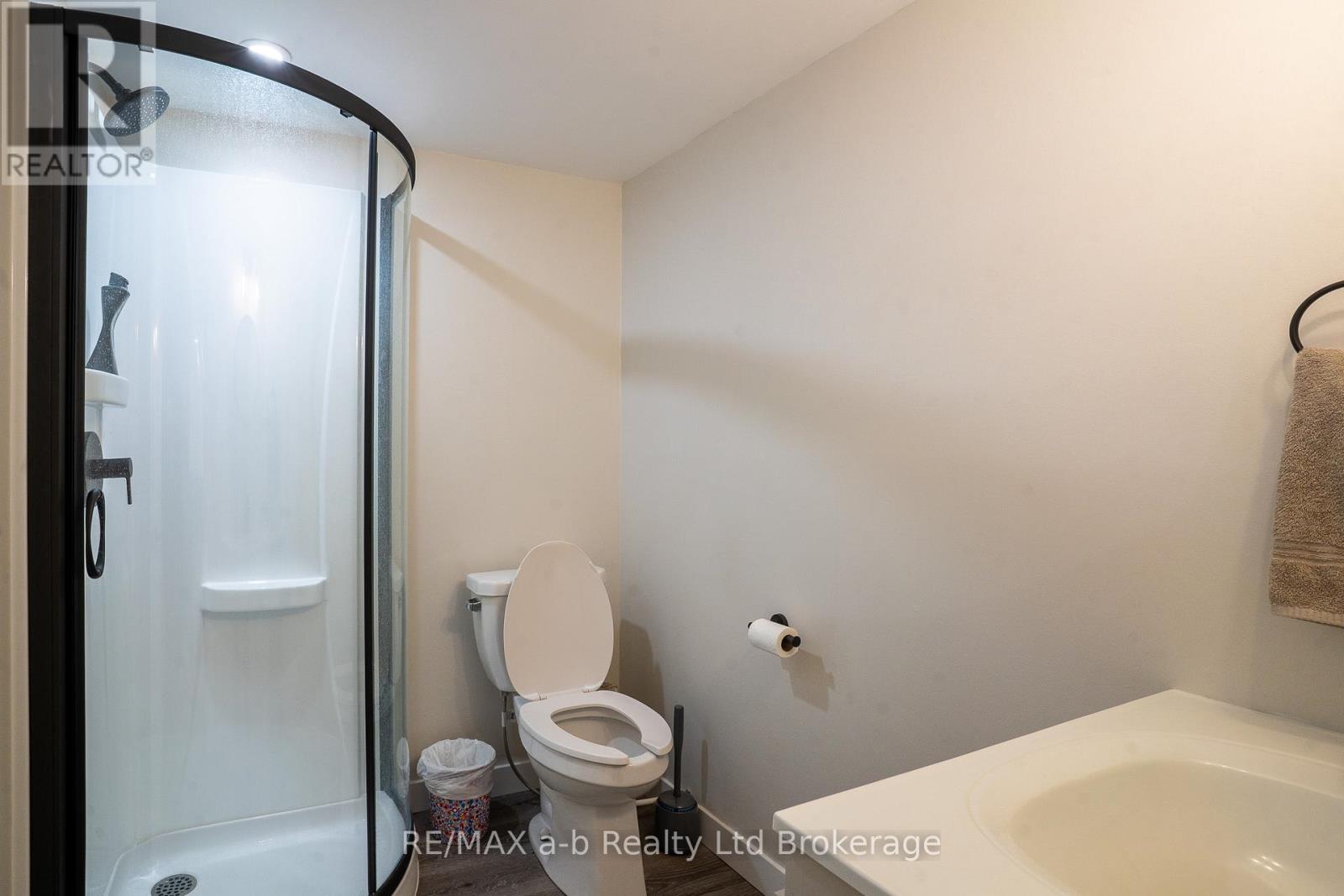 41 Trottier Drive, Tillsonburg, Ontario  N4G 4P7 - Photo 24 - X12441274
