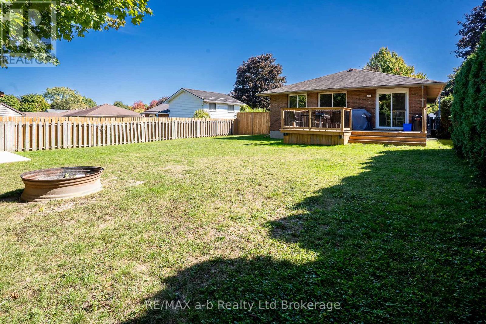 41 Trottier Drive, Tillsonburg, Ontario  N4G 4P7 - Photo 7 - X12441274