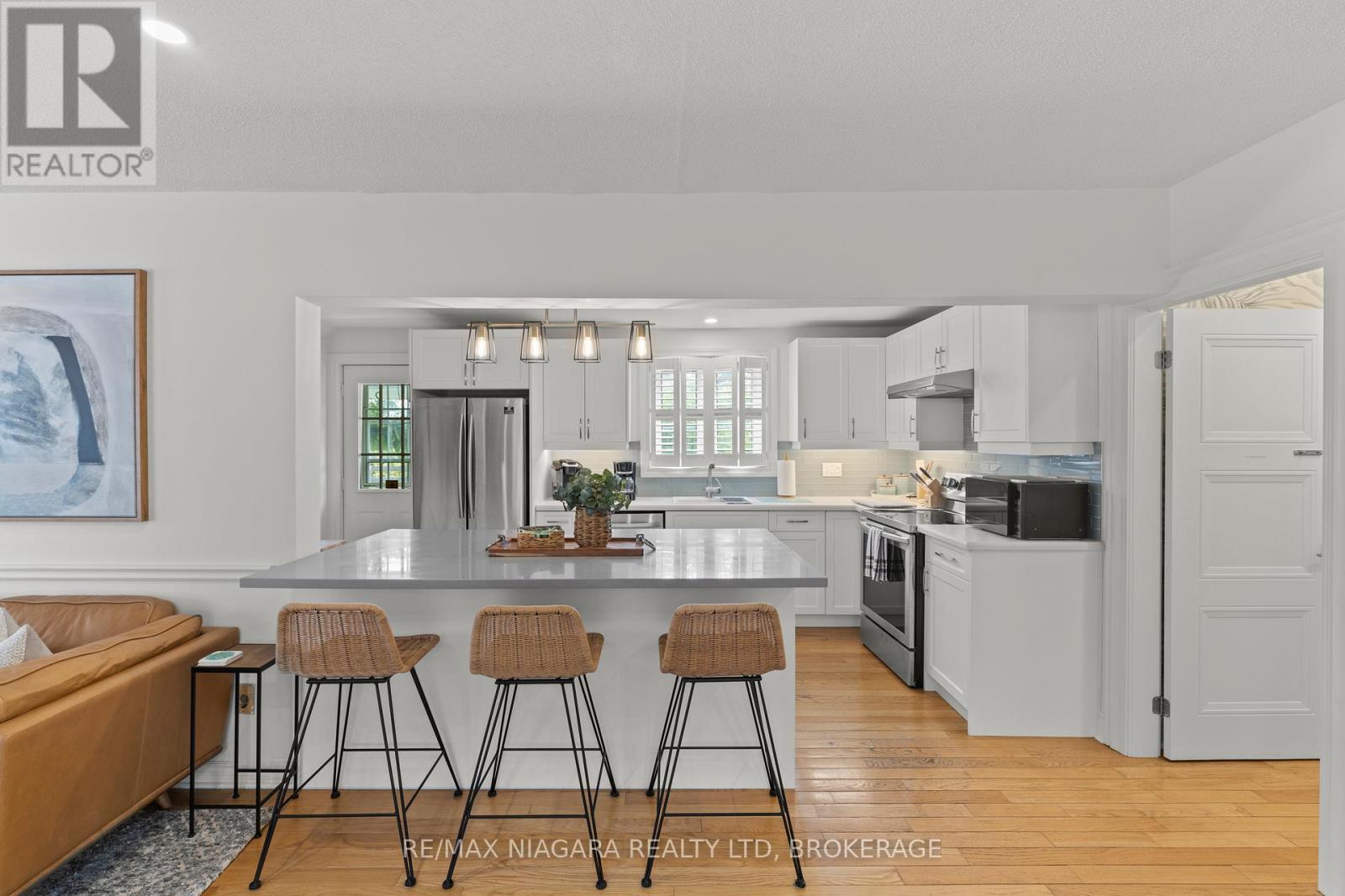 202 Anne Street, Niagara-On-The-Lake (Town), Ontario  L0S 1J0 - Photo 15 - X12441272