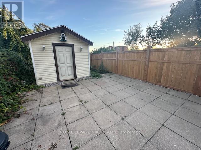 5 Portland Street, Thorold (Thorold Downtown), Ontario  L2V 1R9 - Photo 10 - X12441281