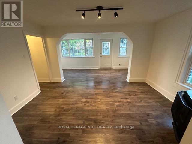 5 Portland Street, Thorold (Thorold Downtown), Ontario  L2V 1R9 - Photo 24 - X12441281