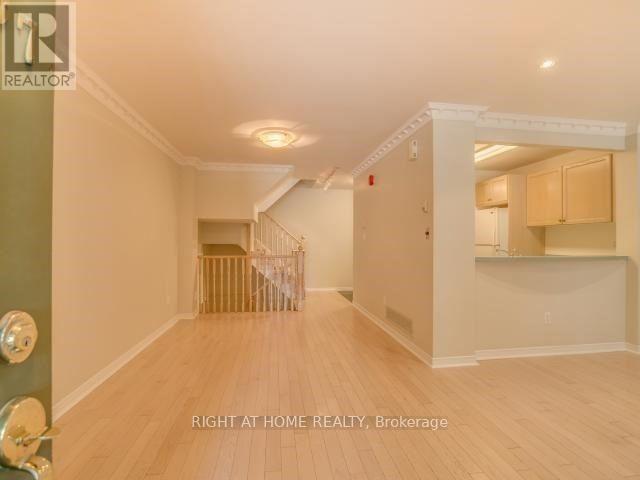 D7 - 108 Finch Avenue W, Toronto, Ontario  M2N 2H7 - Photo 4 - C12441040