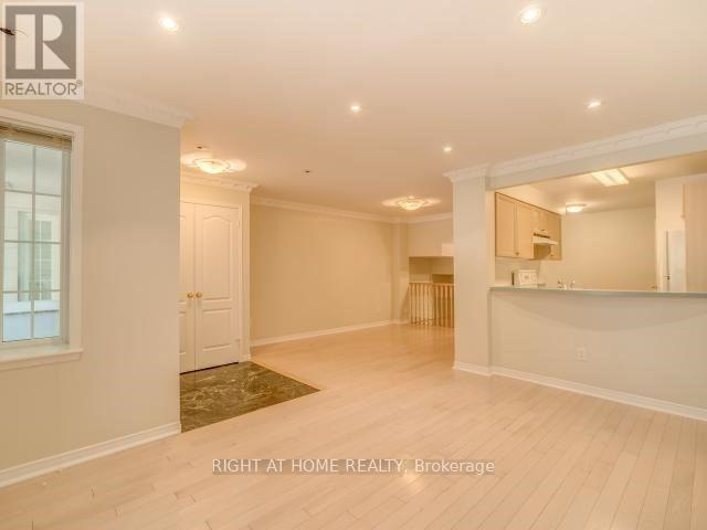 D7 - 108 Finch Avenue W, Toronto, Ontario  M2N 2H7 - Photo 5 - C12441040