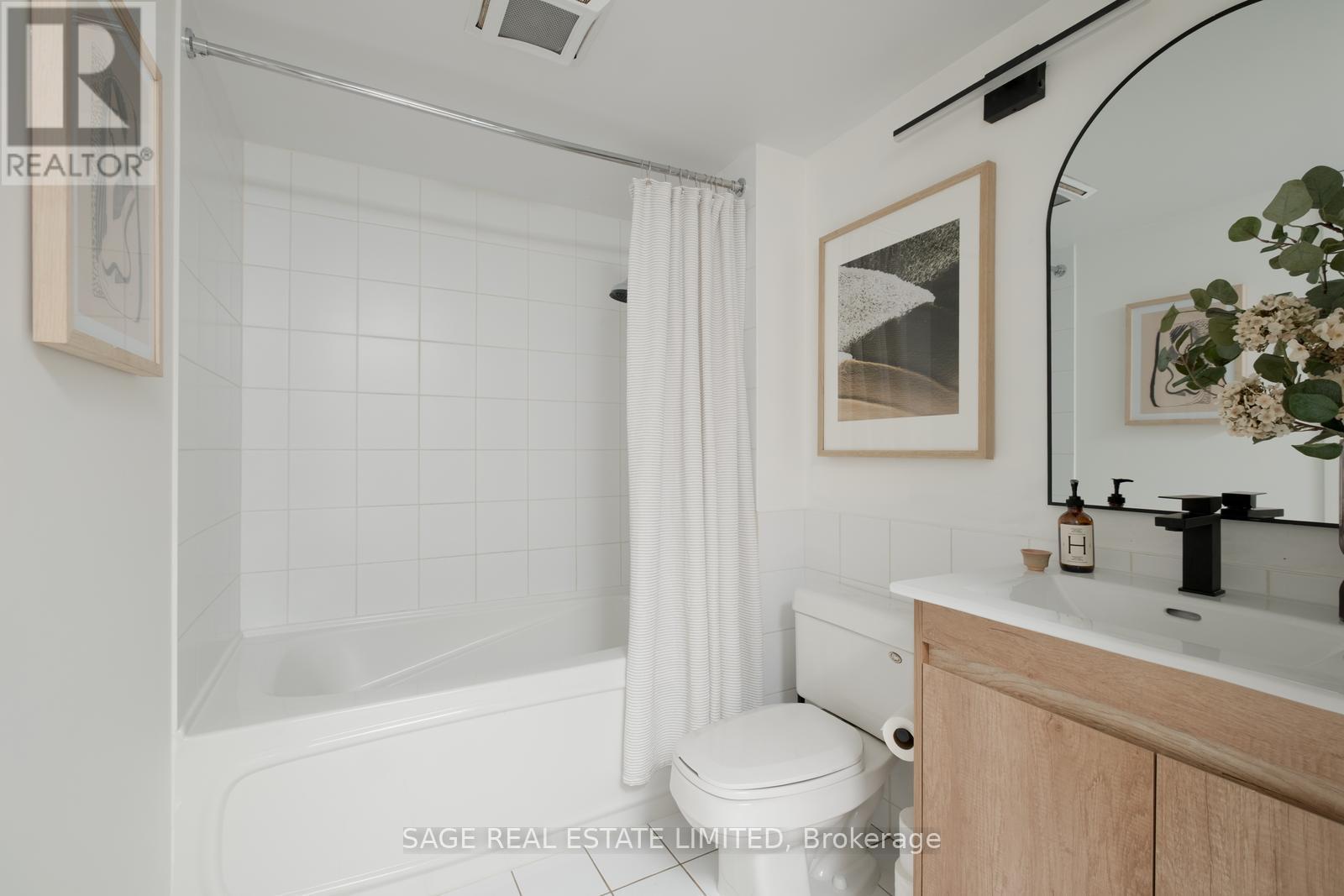 1403 - 255 Richmond Street E, Toronto (Moss Park), Ontario  M5A 4T7 - Photo 17 - C12441064