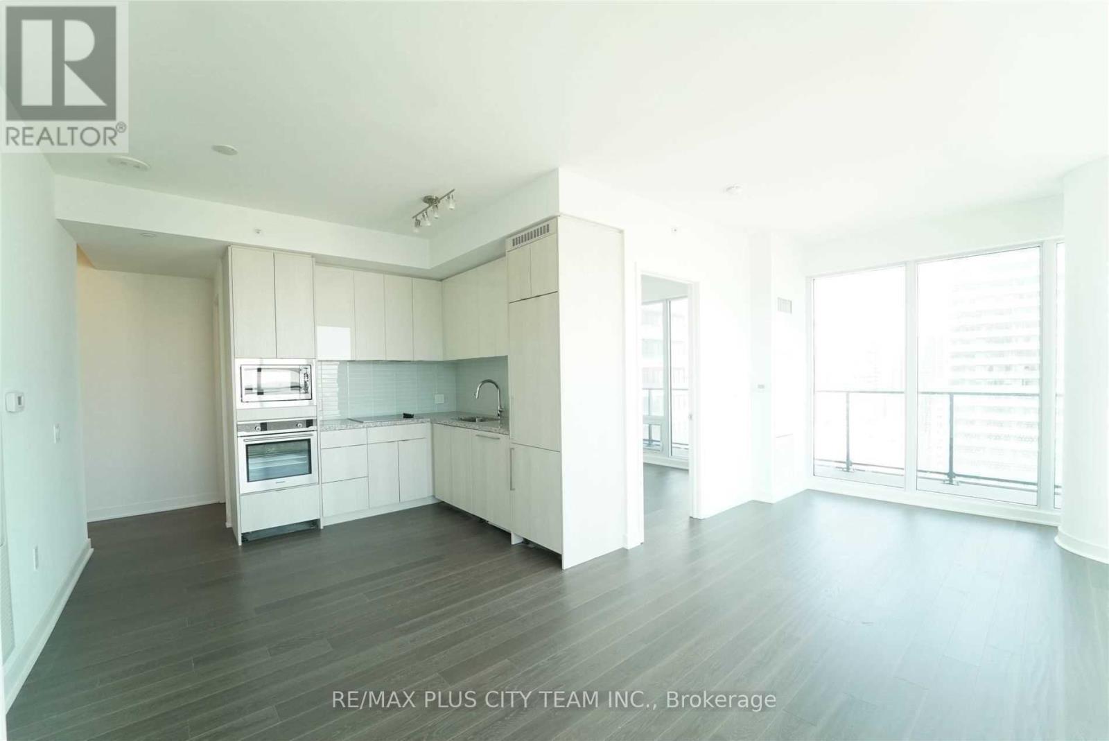 2802 - 115 Blue Jays Way, Toronto, Ontario  M5V 0N4 - Photo 2 - C12441125