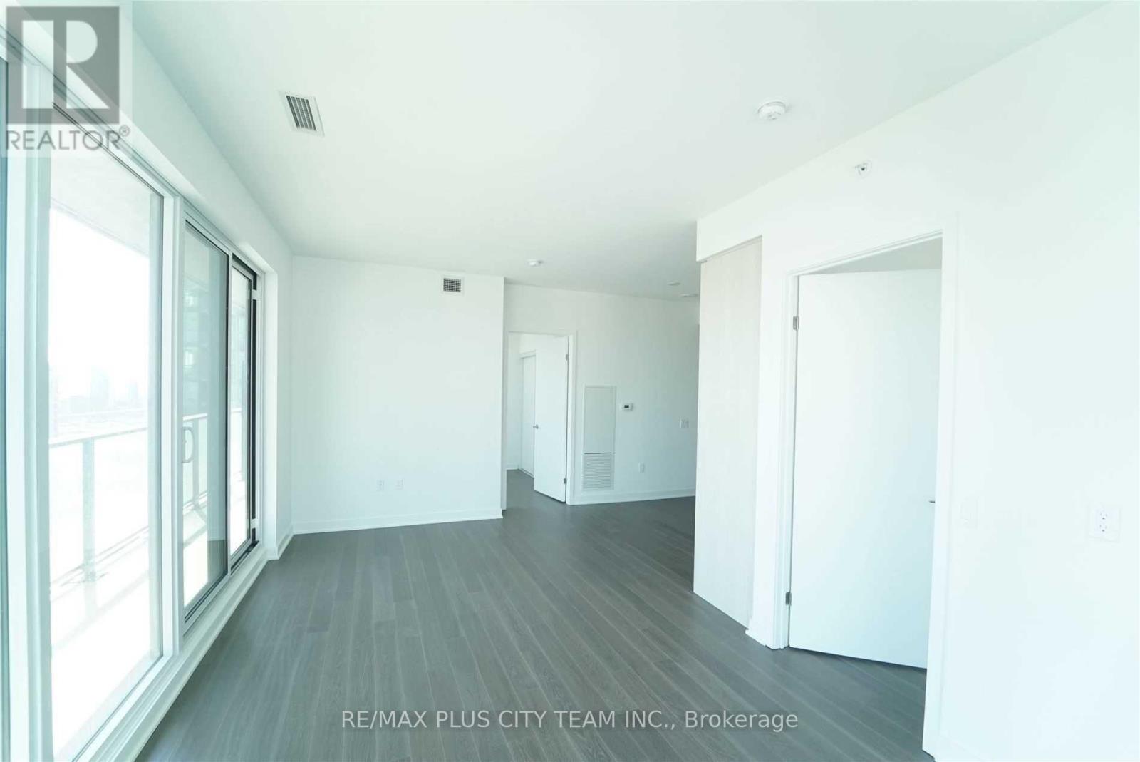 2802 - 115 Blue Jays Way, Toronto, Ontario  M5V 0N4 - Photo 5 - C12441125