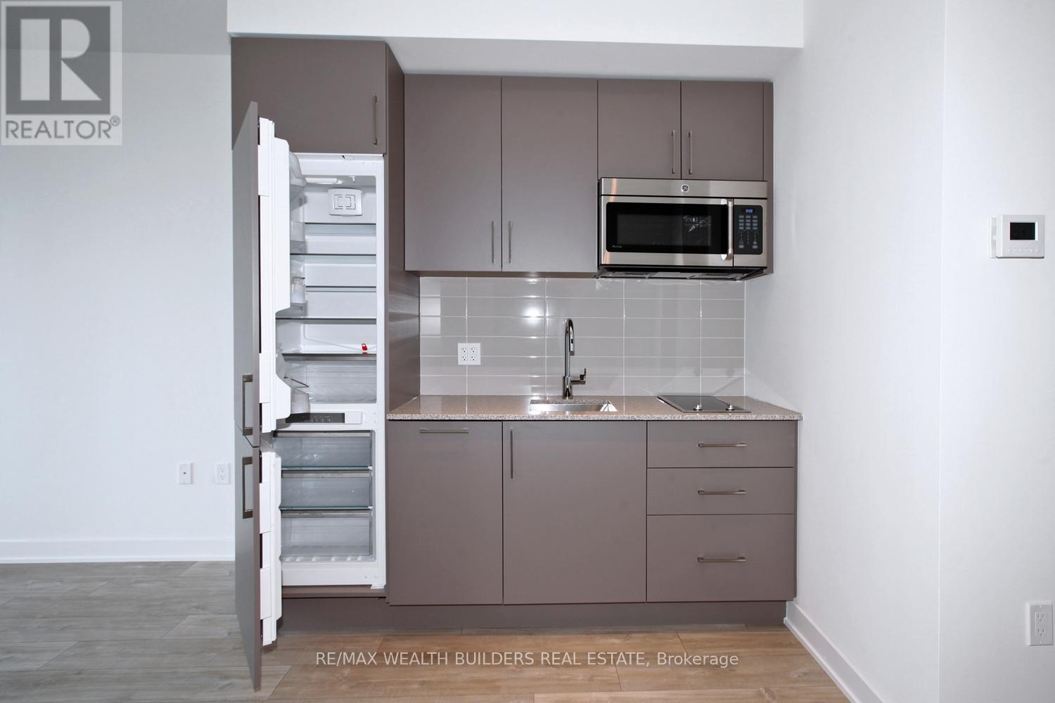 1219e - 576 Front Street W, Toronto, Ontario  M5V 1C1 - Photo 12 - C12441128