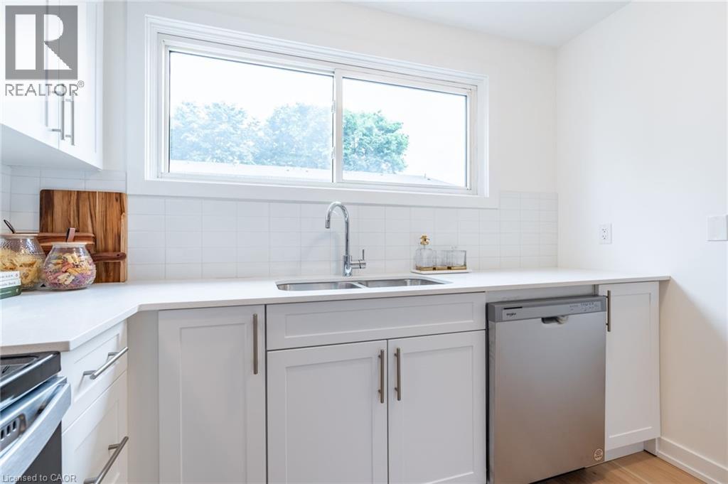 54 Woodman Drive N, Hamilton, Ontario  L8H 2M5 - Photo 16 - 40775970