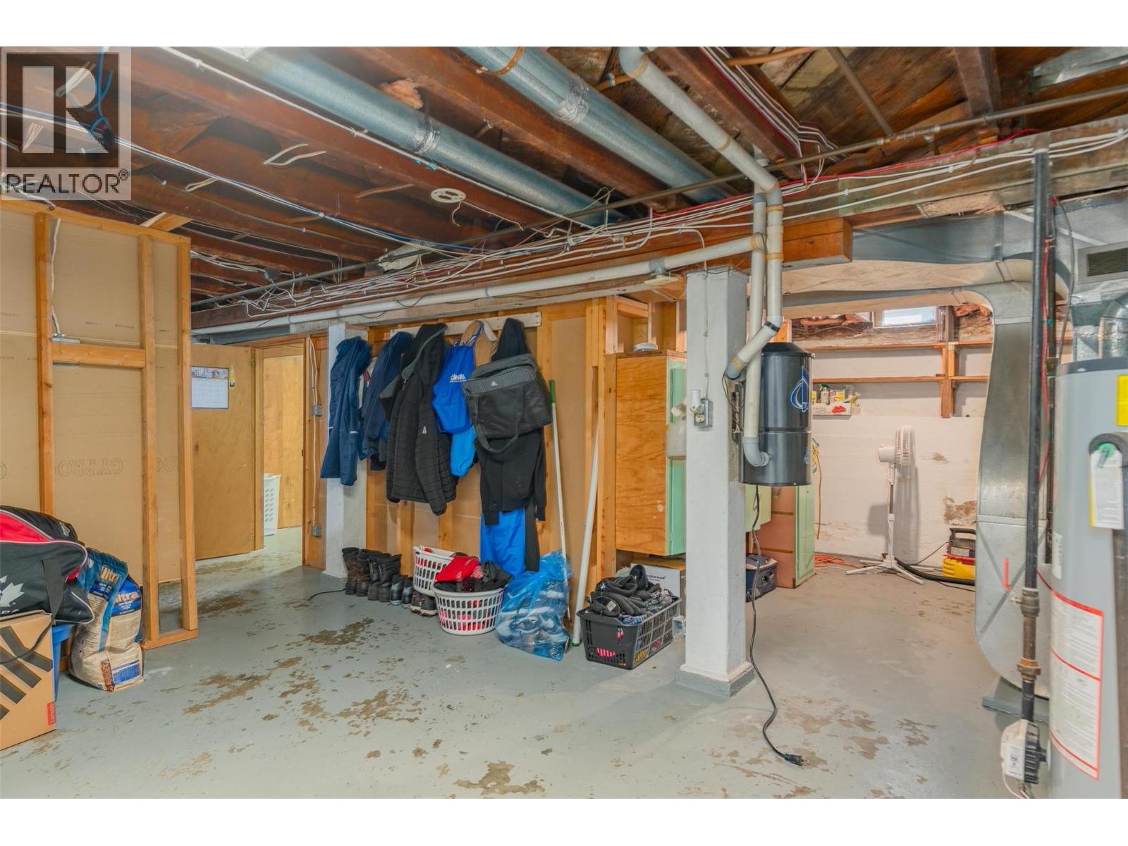 278 Lerose Street, Trail, British Columbia  V1R 3L8 - Photo 26 - 10364688
