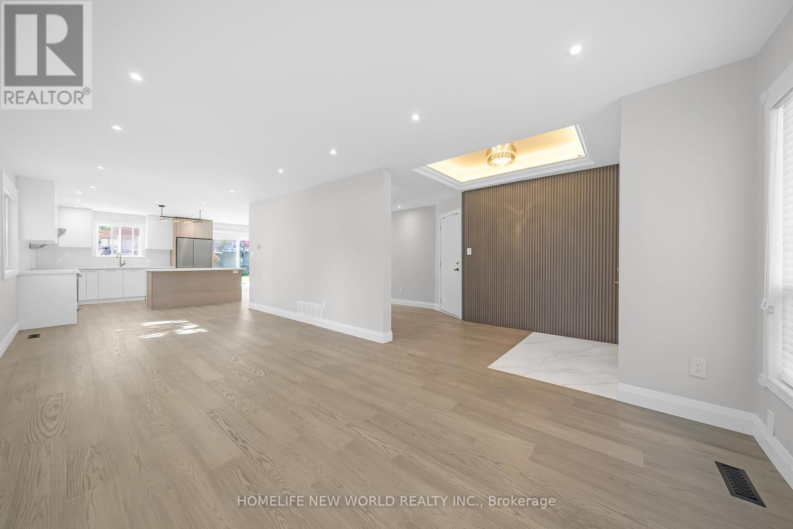 410 Victor Court, Pickering, Ontario  L1W 3J8 - Photo 10 - E12441047