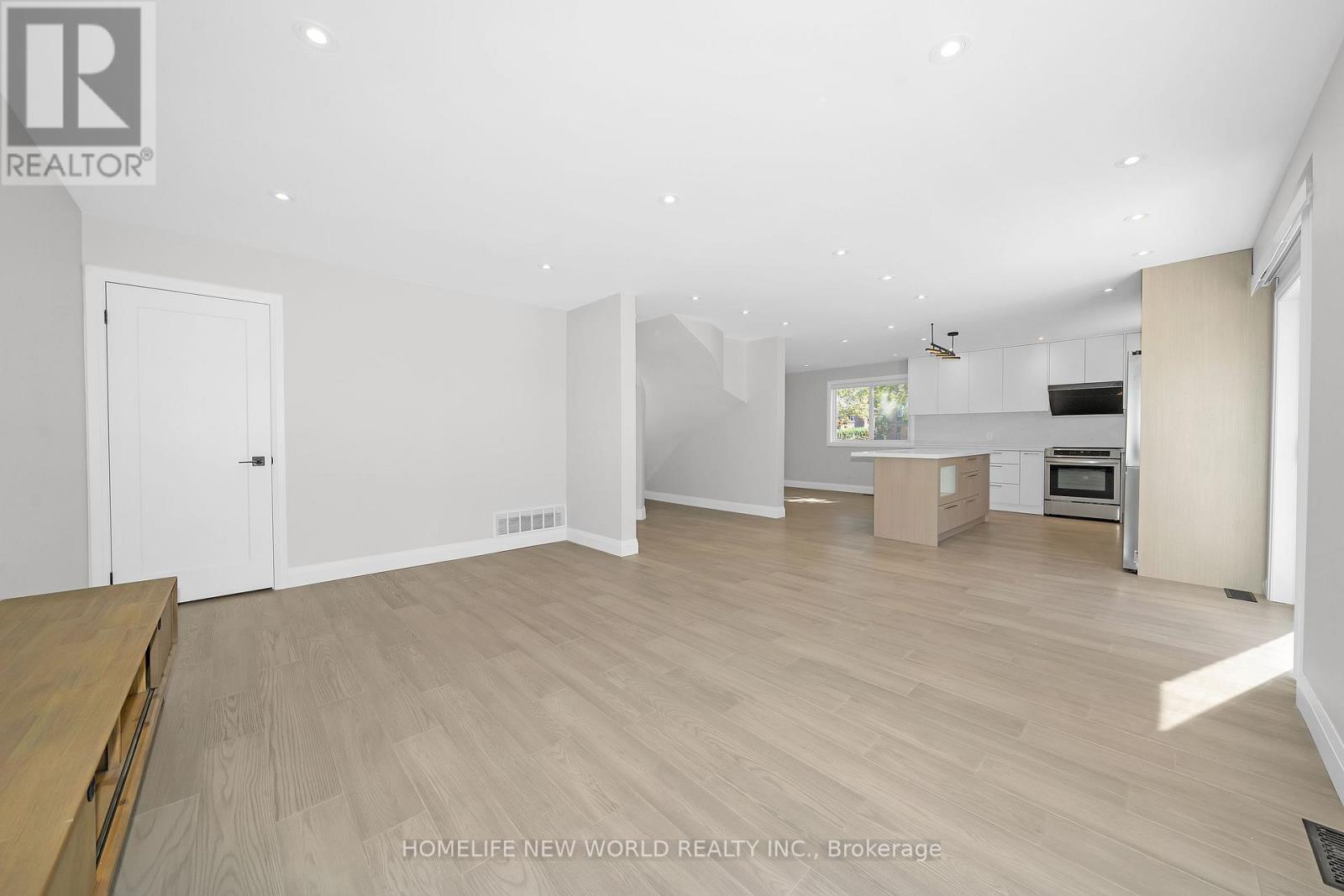410 Victor Court, Pickering, Ontario  L1W 3J8 - Photo 22 - E12441047