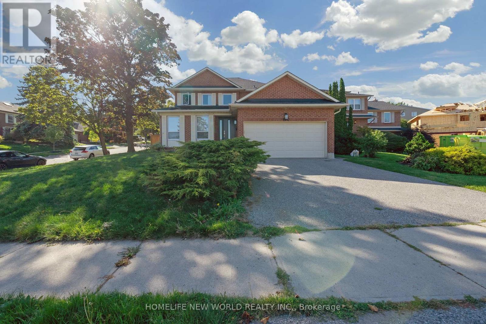 410 Victor Court, Pickering, Ontario  L1W 3J8 - Photo 4 - E12441047