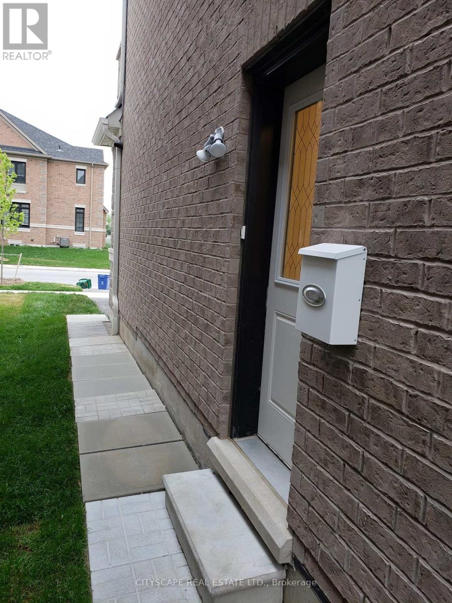 Bsmt - 60 Souter Drive, Whitby, Ontario  L1P 0J8 - Photo 4 - E12441049