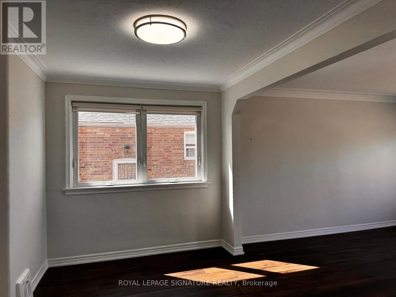 Main - 103 Ranstone Gardens, Toronto, Ontario  M1K 2T9 - Photo 6 - E12441063