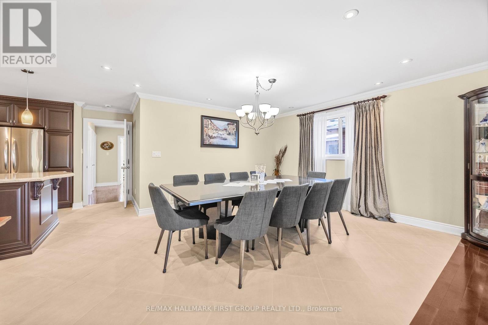 154 Fairglen Avenue, Toronto (L'amoreaux), Ontario  M1W 1B1 - Photo 10 - E12441084