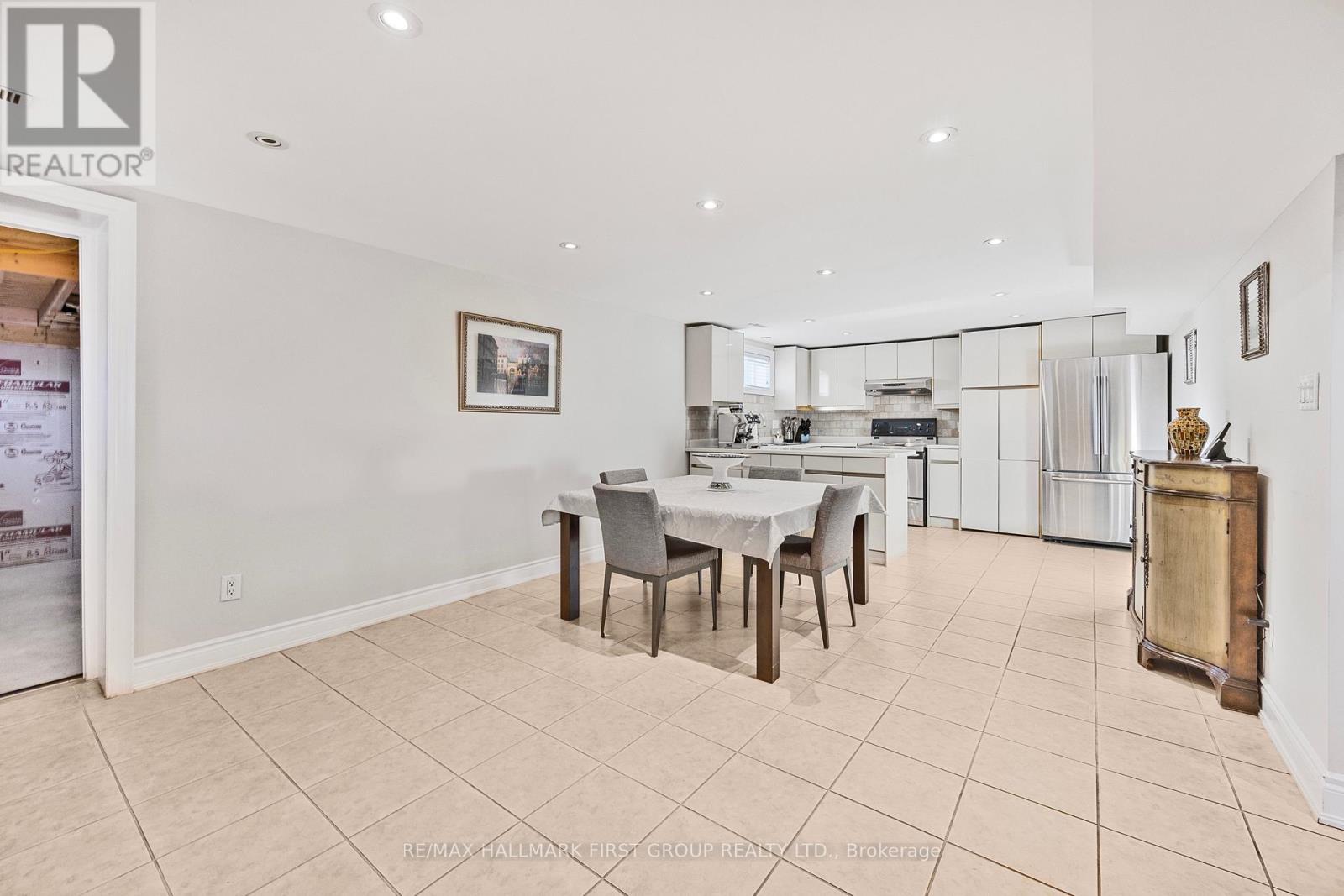 154 Fairglen Avenue, Toronto (L'amoreaux), Ontario  M1W 1B1 - Photo 25 - E12441084