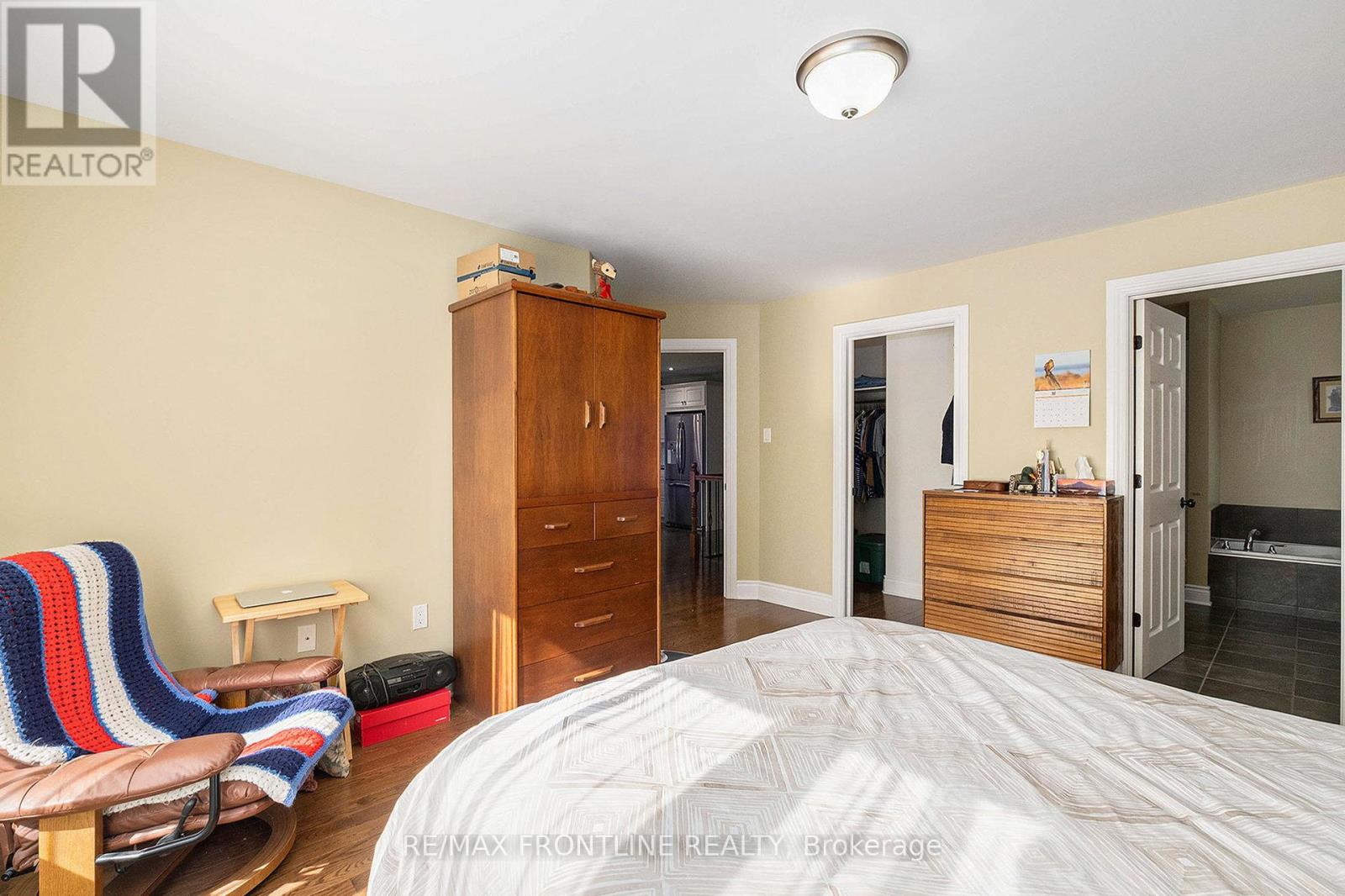 53 Lee Avenue, Smiths Falls, Ontario  K7A 0A2 - Photo 17 - X12441243