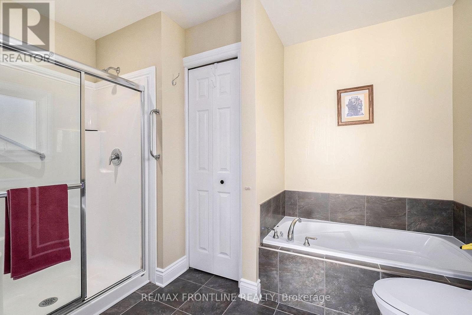 53 Lee Avenue, Smiths Falls, Ontario  K7A 0A2 - Photo 18 - X12441243