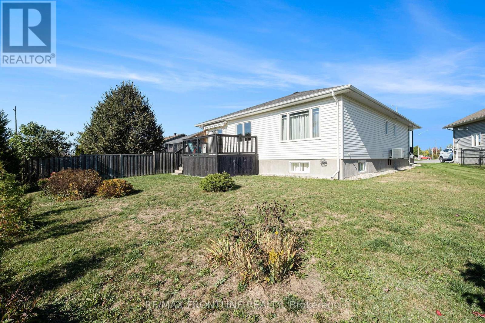 53 Lee Avenue, Smiths Falls, Ontario  K7A 0A2 - Photo 28 - X12441243