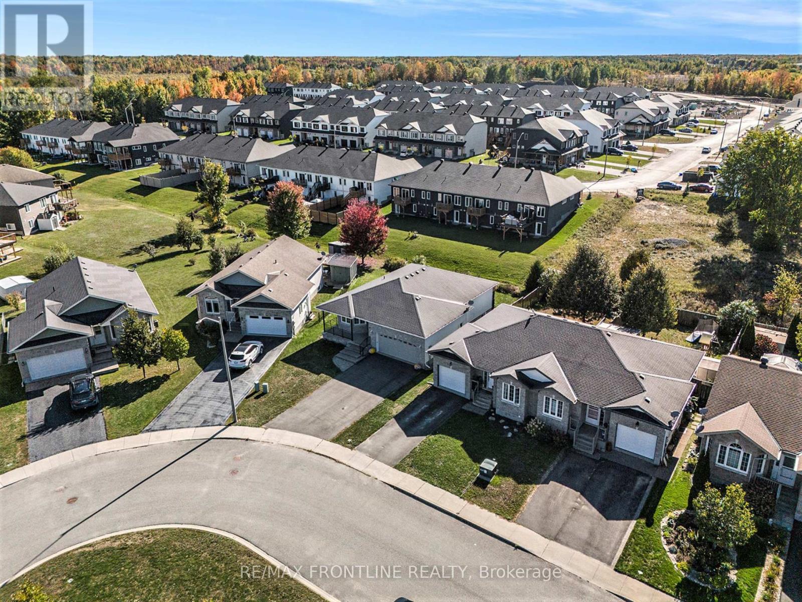 53 Lee Avenue, Smiths Falls, Ontario  K7A 0A2 - Photo 33 - X12441243