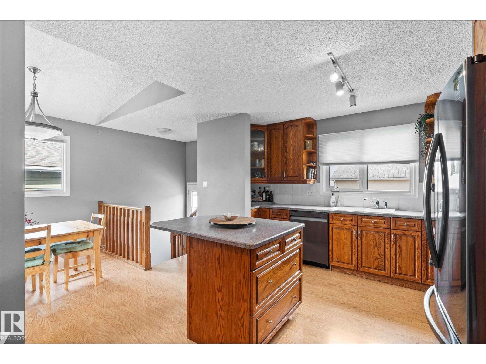 15 Maligne Dr, Devon, Alberta  T9G 1P7 - Photo 14 - E4460499
