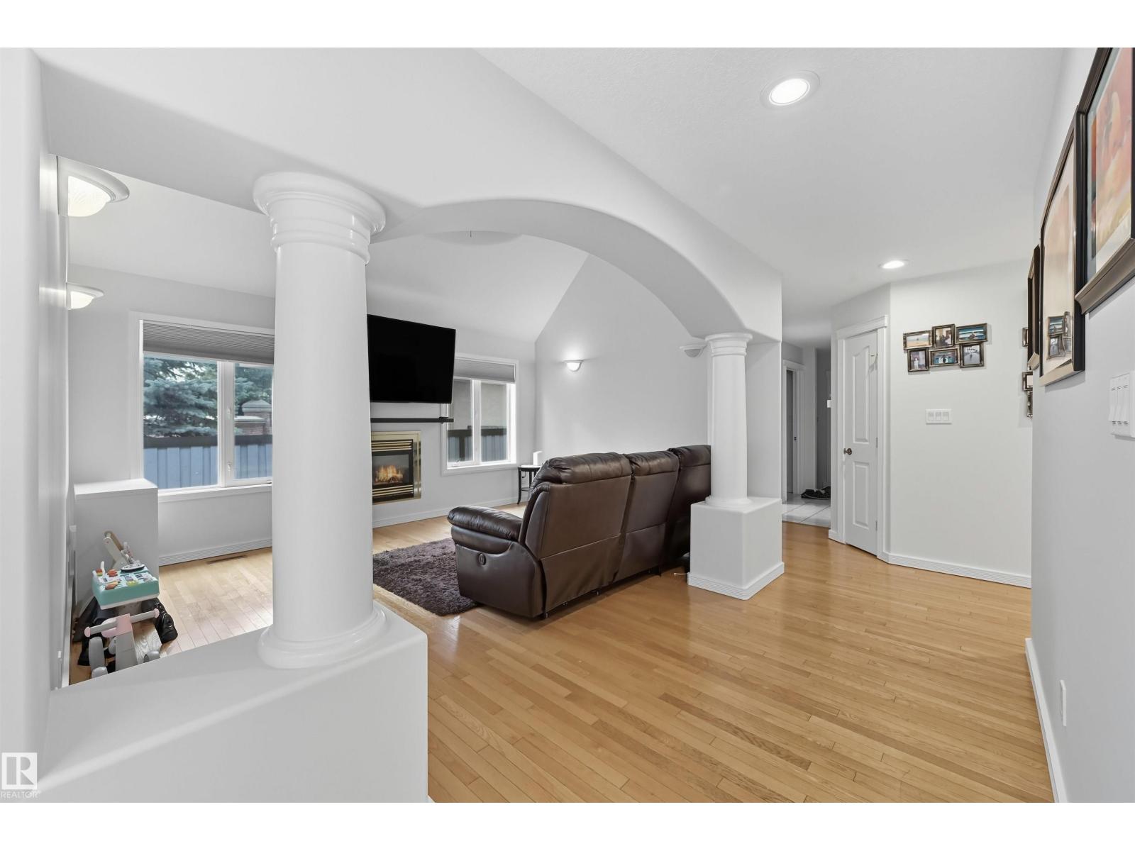 690 Henderson St Nw, Edmonton, Alberta  T6R 2R8 - Photo 15 - E4460506