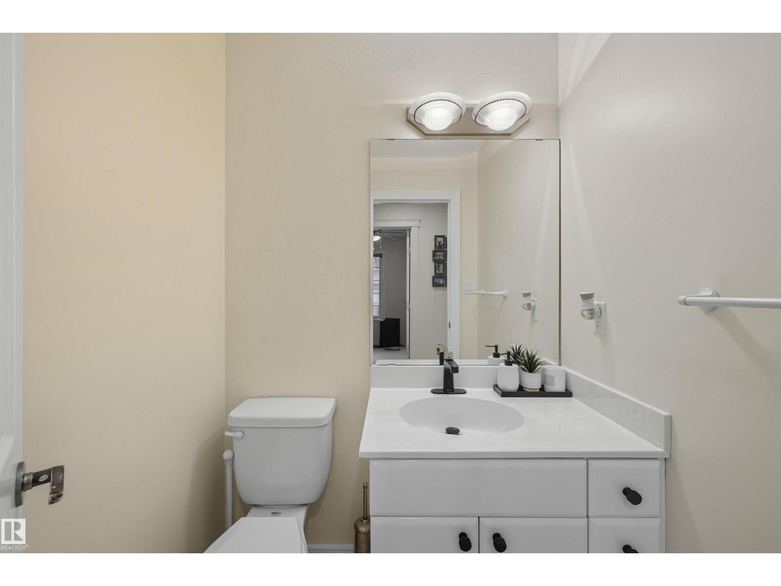 690 Henderson St Nw, Edmonton, Alberta  T6R 2R8 - Photo 22 - E4460506