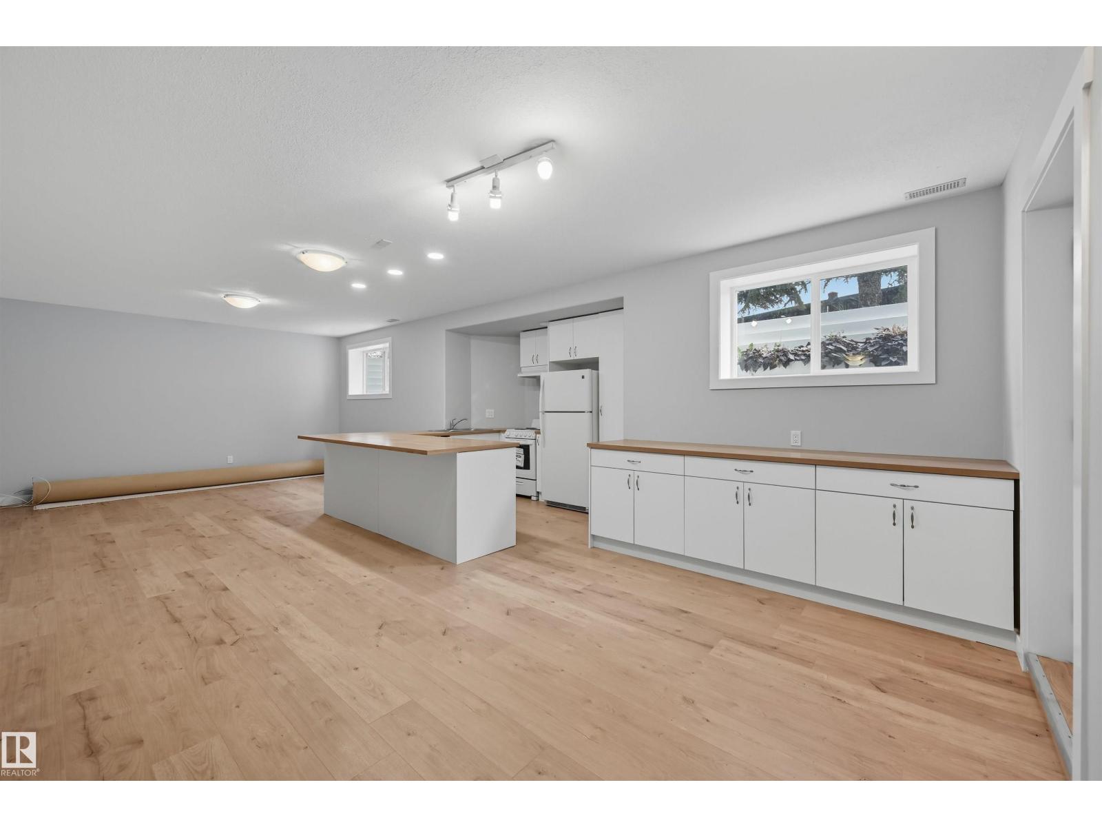 690 Henderson St Nw, Edmonton, Alberta  T6R 2R8 - Photo 43 - E4460506