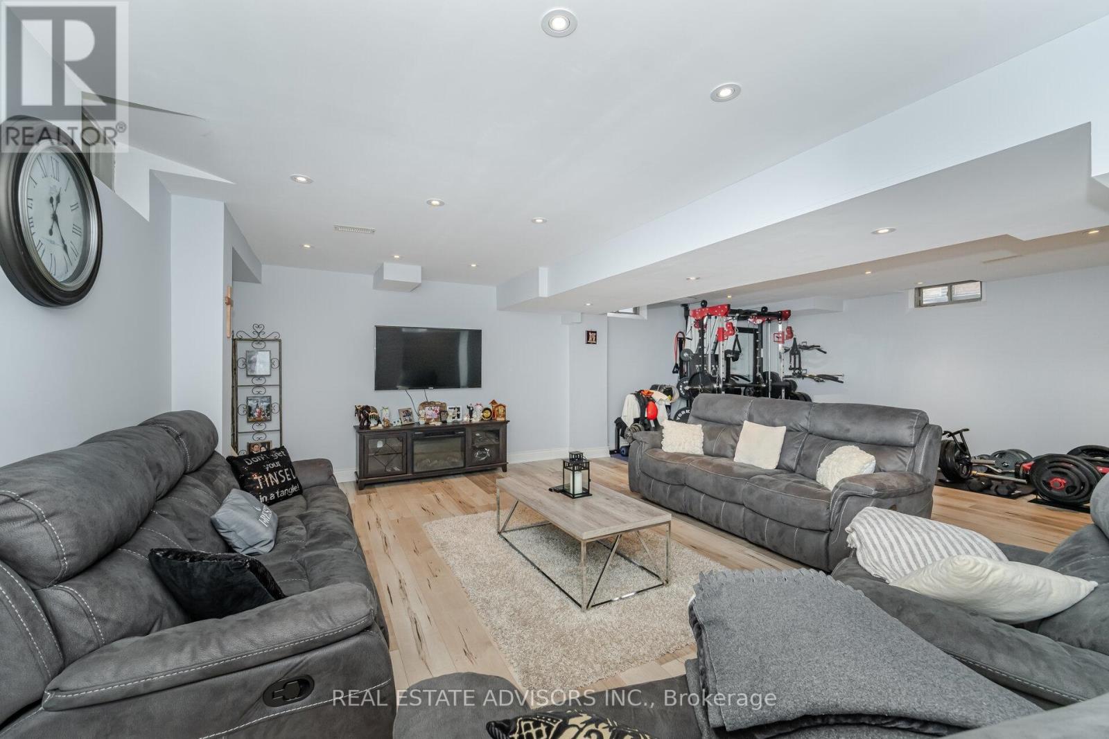 81 Pridham Place, New Tecumseth (Tottenham), Ontario  L0G 1W0 - Photo 32 - N12441031