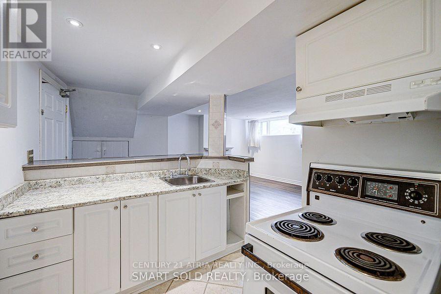 167 Felix Road, Richmond Hill, Ontario  L4C 3M8 - Photo 32 - N12441097