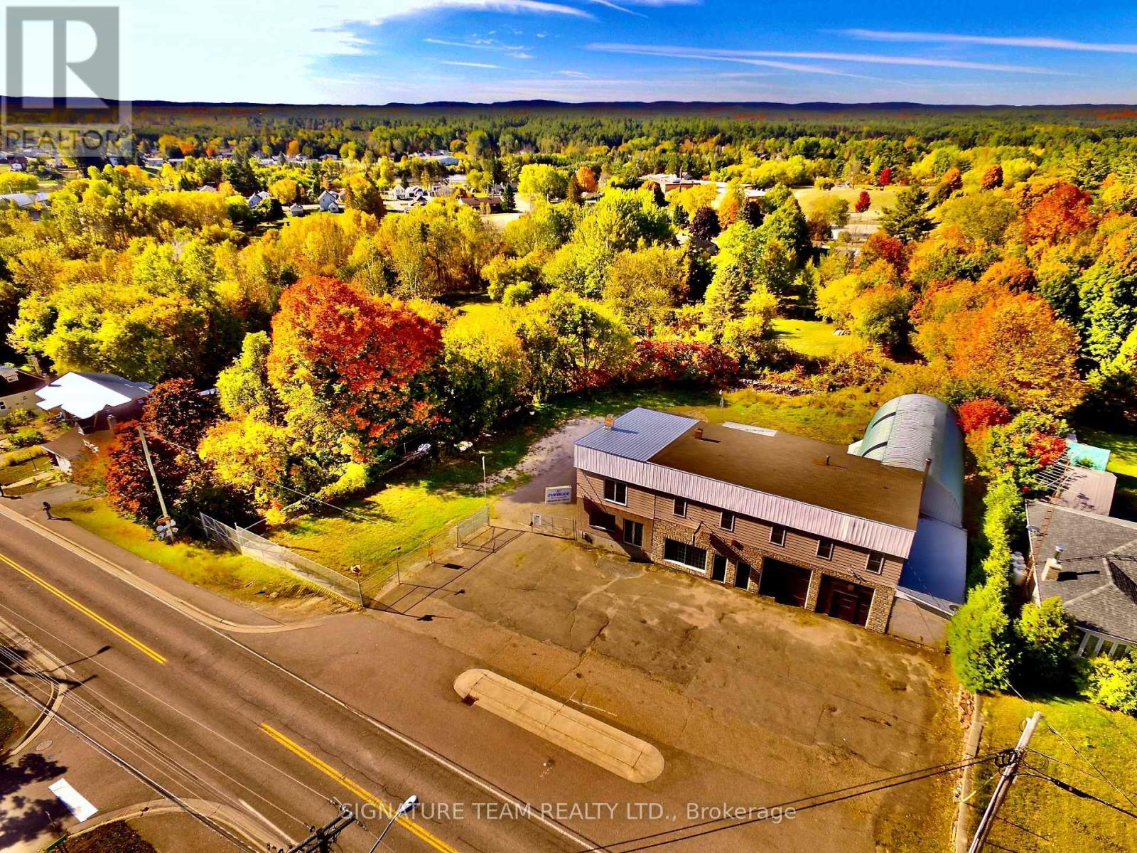 292 Bonnechere Street W, Bonnechere Valley, Ontario  K0J 1T0 - Photo 2 - X12440598