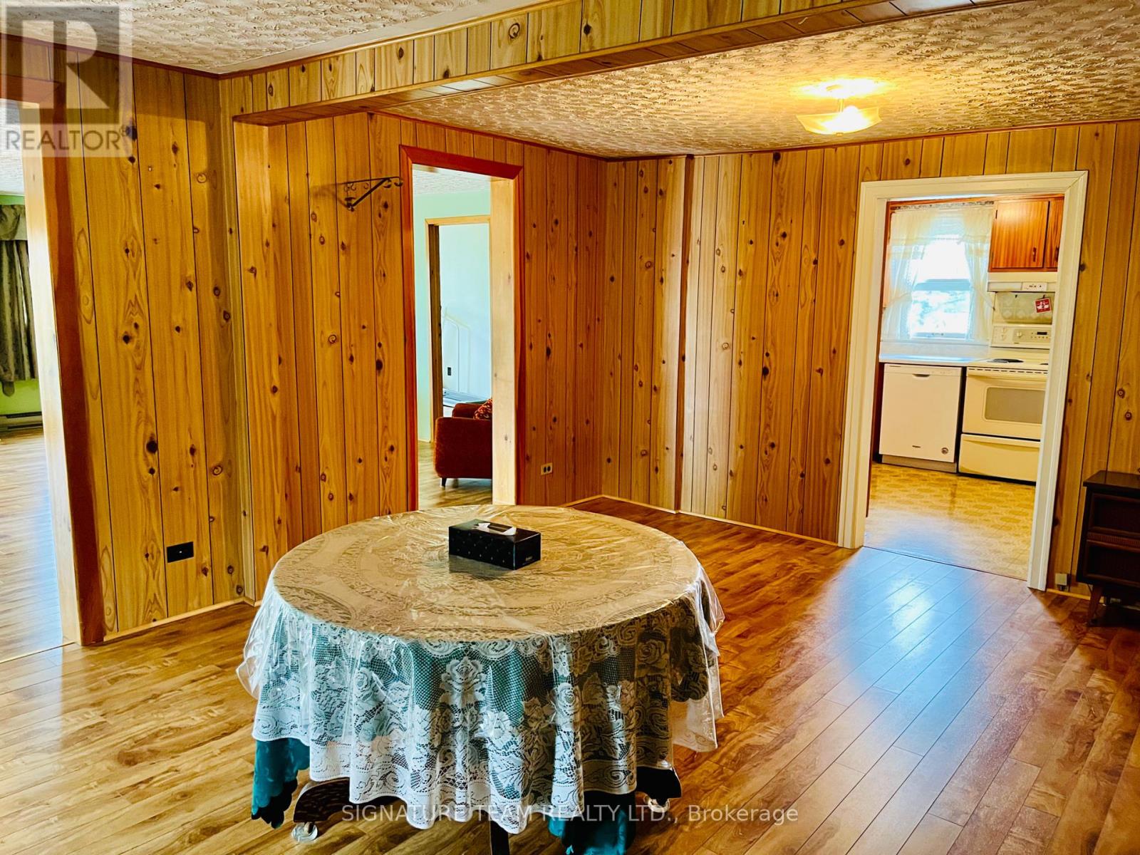 292 Bonnechere Street W, Bonnechere Valley, Ontario  K0J 1T0 - Photo 27 - X12440598