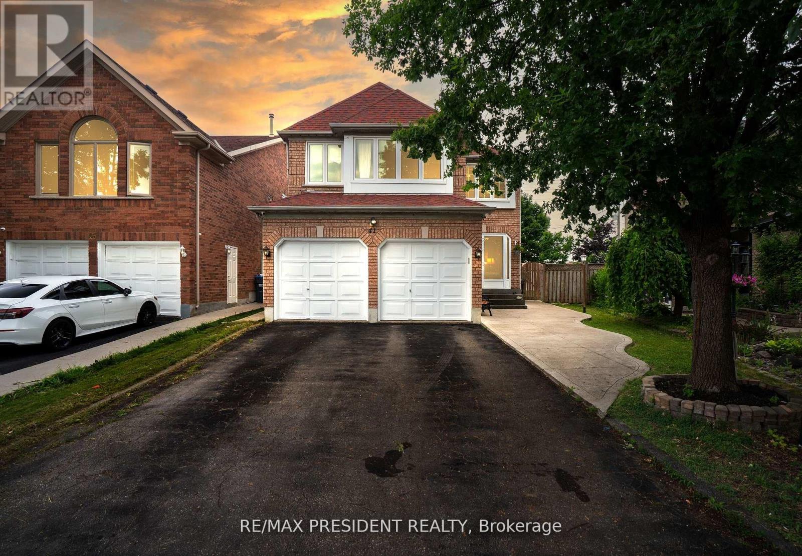 41 RANGELAND ROAD, Brampton, Ontario