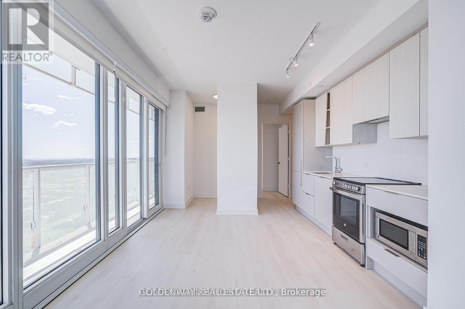 2503 - 3900 Confederation Parkway, Mississauga, Ontario  L5B 0M3 - Photo 9 - W12441108